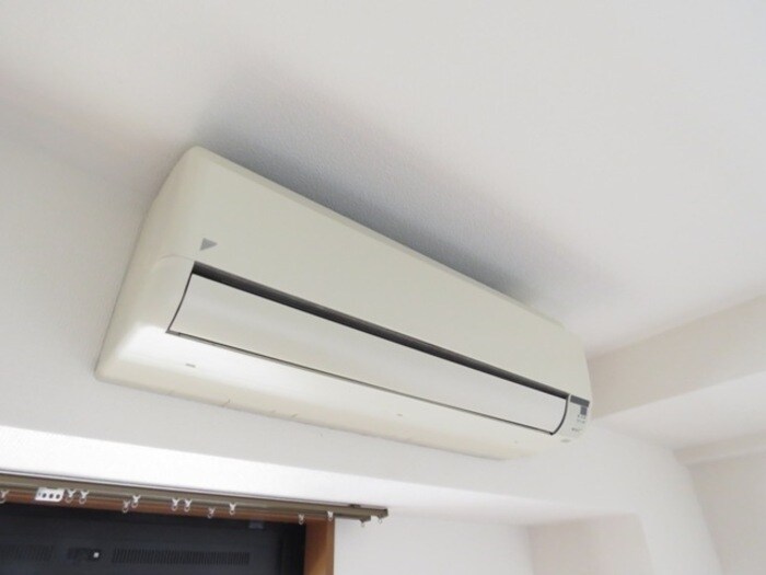 ラトゥール江坂の物件内観写真