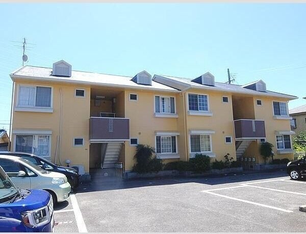 ルミエール安満の物件外観写真