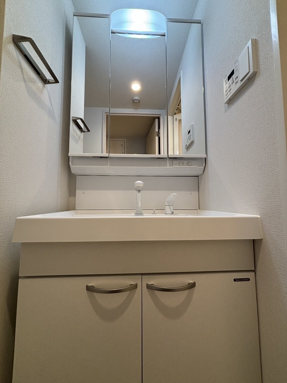 ライブガーデン江坂IXの物件内観写真