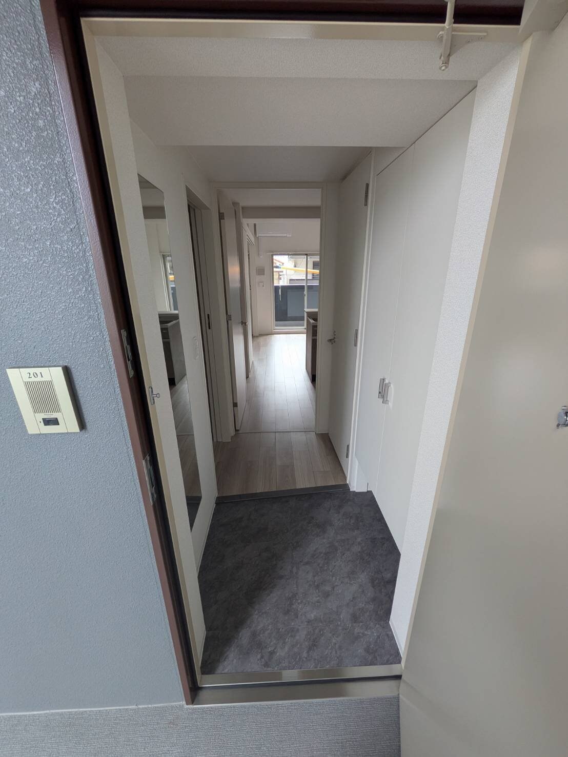 セレニテ江坂エクラの物件内観写真