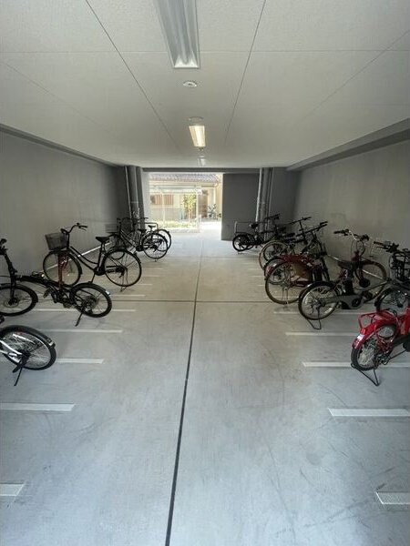 プレサンスNEO上新庄PRIMECRUISの物件内観写真