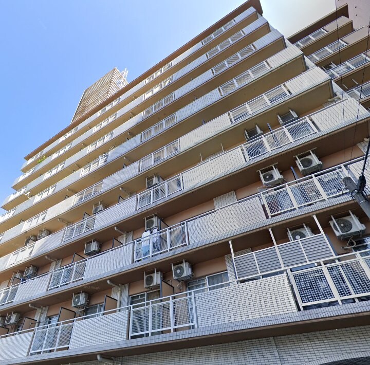 ホワイトハイツカドタの物件外観写真