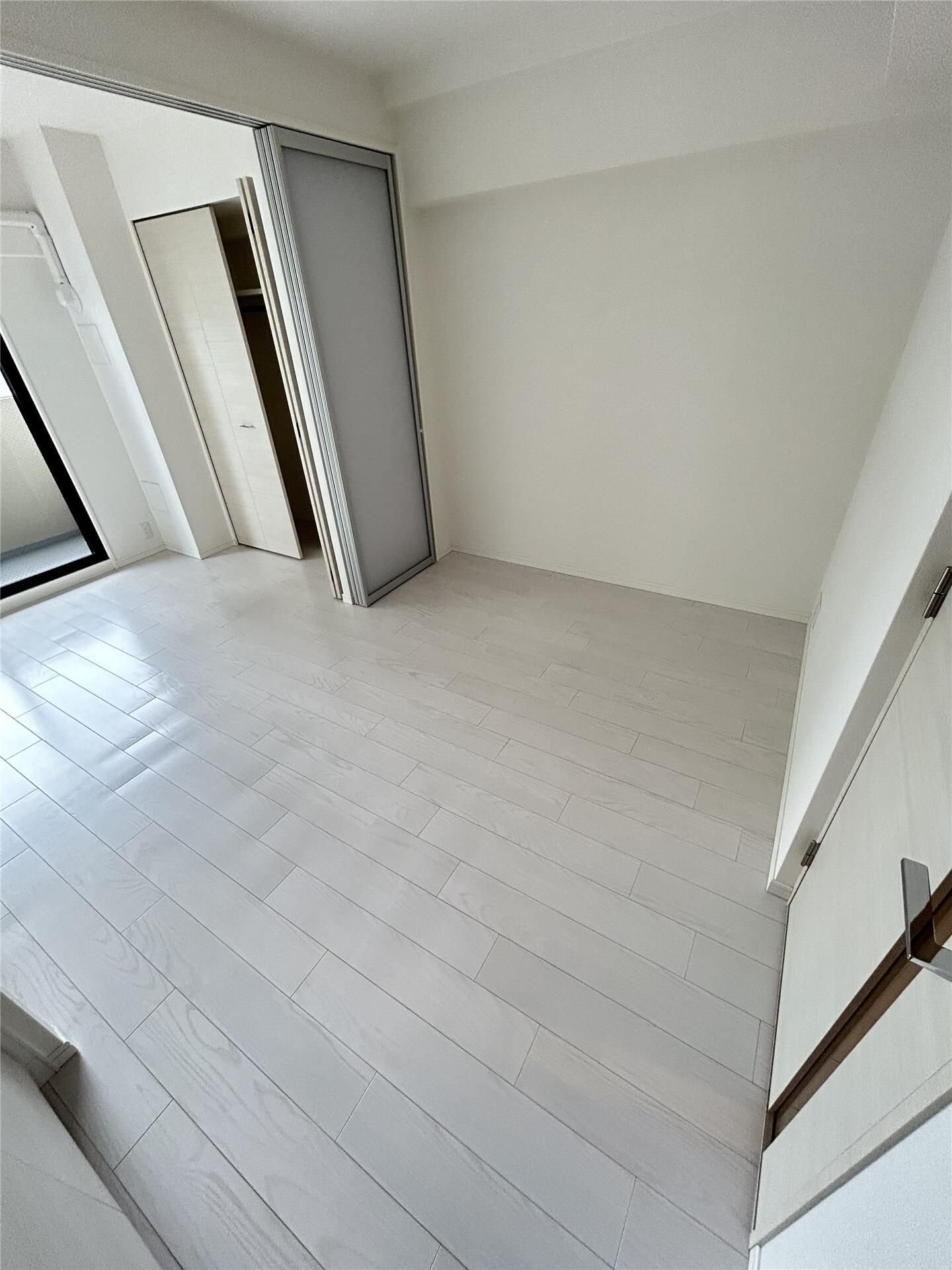 S-RESIDENCE江坂の物件内観写真