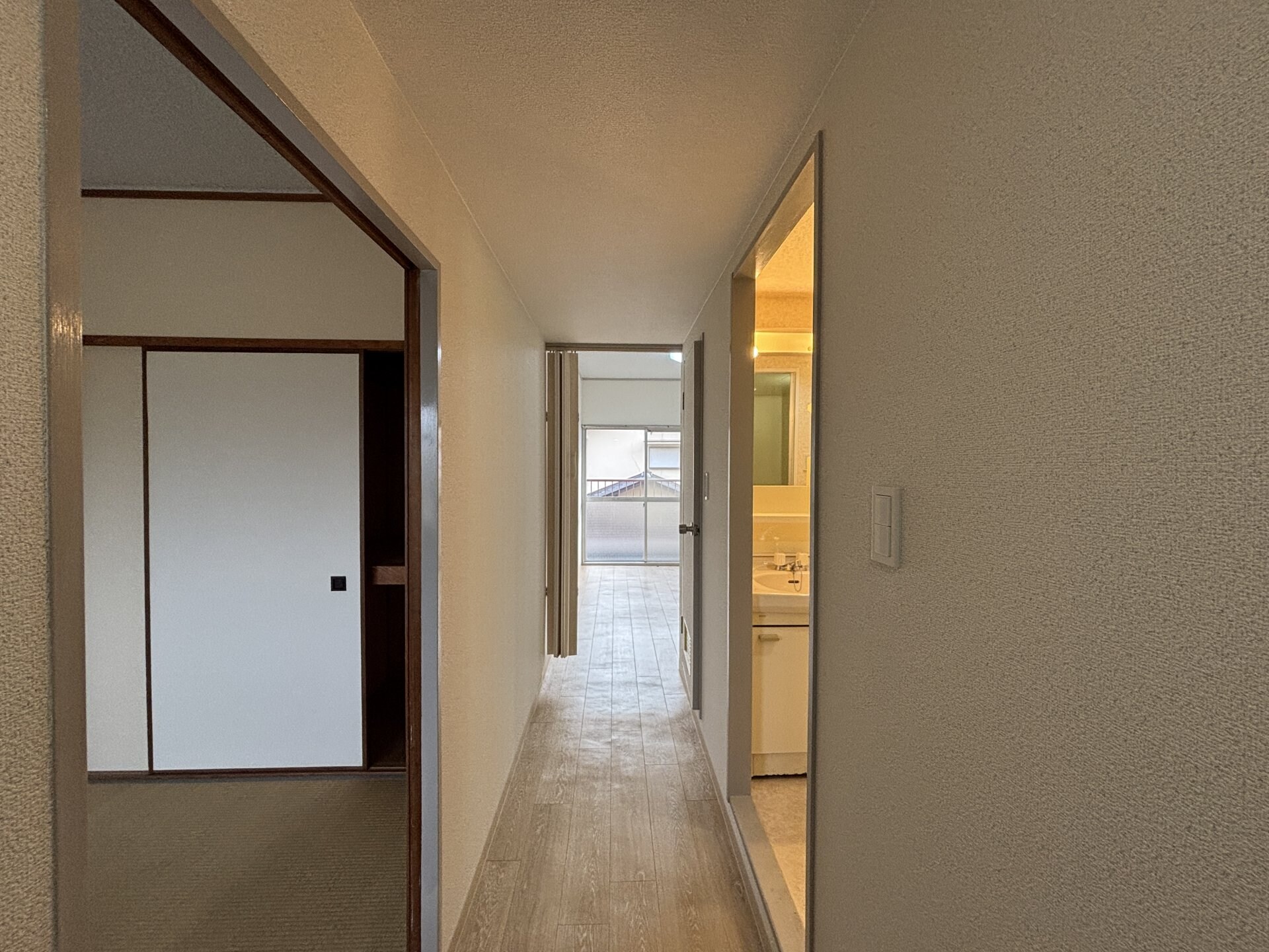 西田マンションの物件内観写真