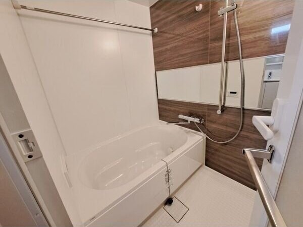 スプランディッド江坂IIIの物件内観写真