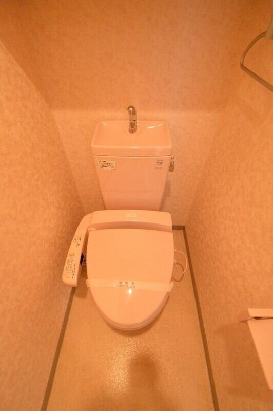 コンフォール南森町の物件内観写真