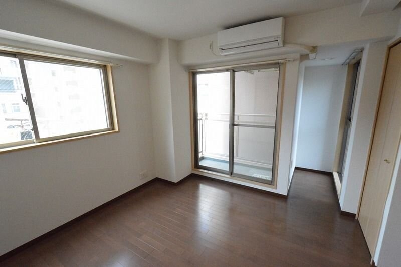 コンフォール南森町の物件内観写真