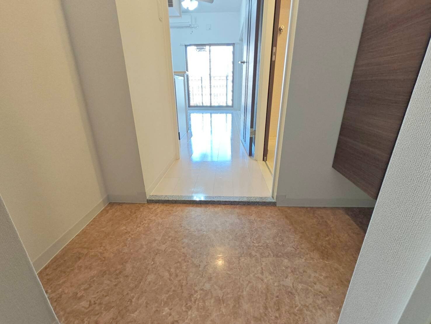 Luxe新大阪Iの物件内観写真