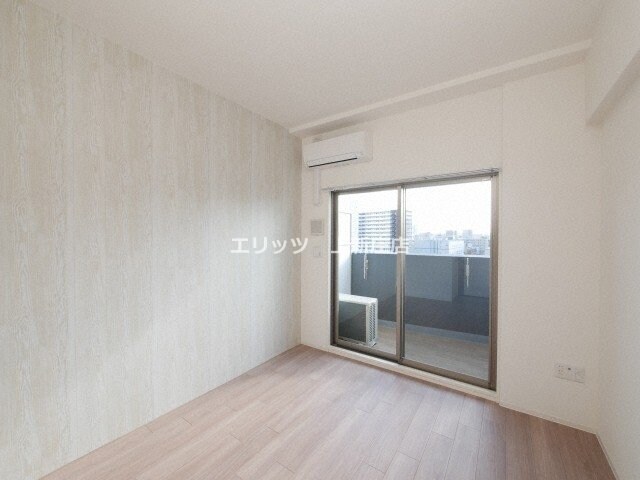 セレニテ福島プリエの物件内観写真