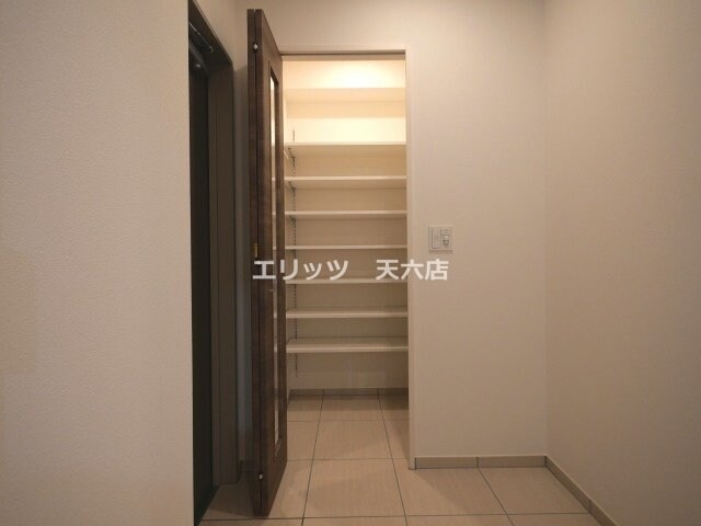 CREST COURT DOSHINの物件内観写真