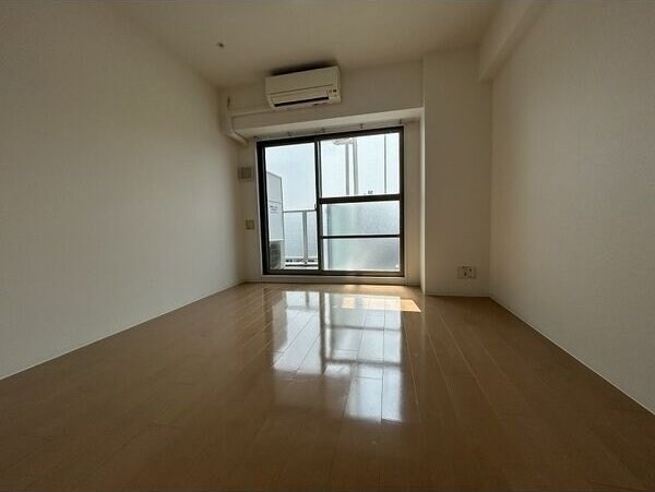 APRILE南森町の物件内観写真