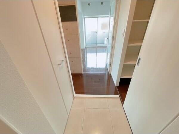 アスール江坂3rdの物件内観写真