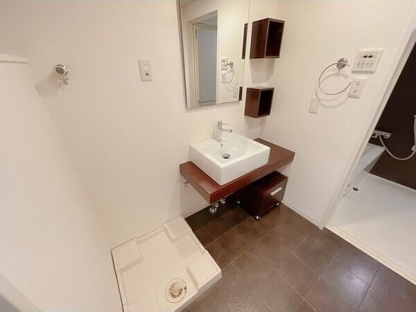 アスール江坂3rdの物件内観写真