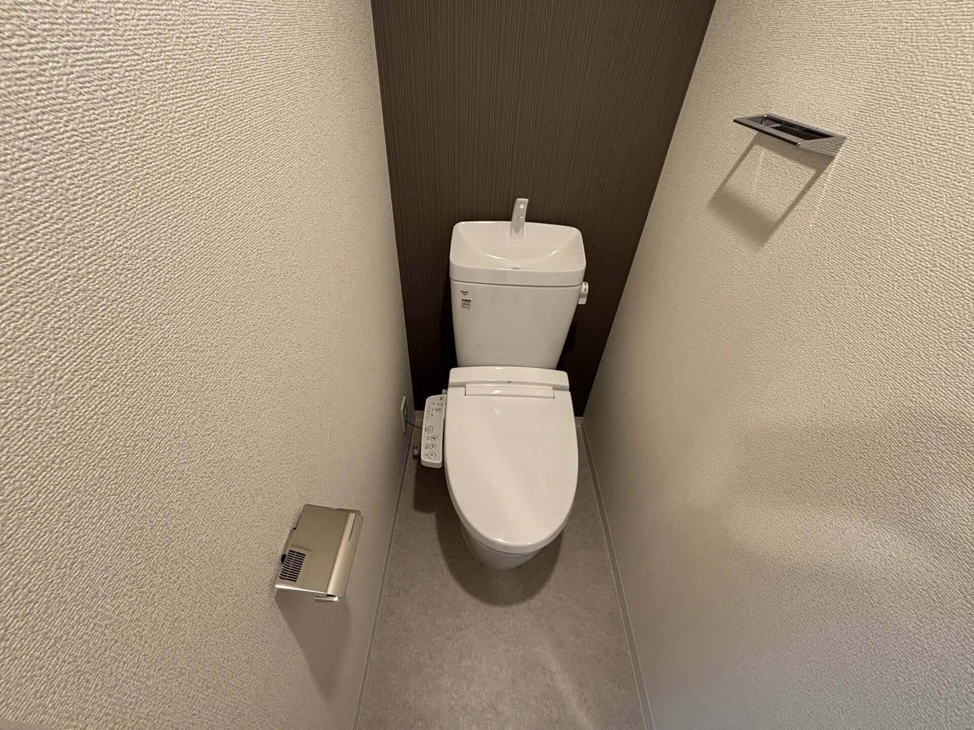 クレストコート江坂垂水町の物件内観写真