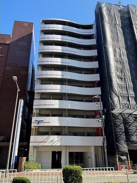 セレニテ西中島アリア壱番館の物件外観写真