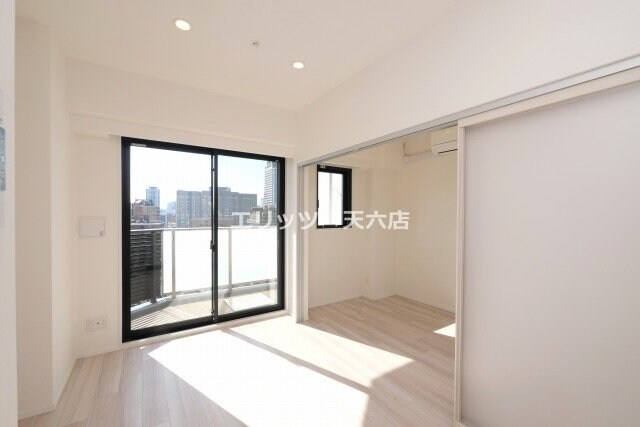 シーズンフラッツ梅田EASTの物件内観写真