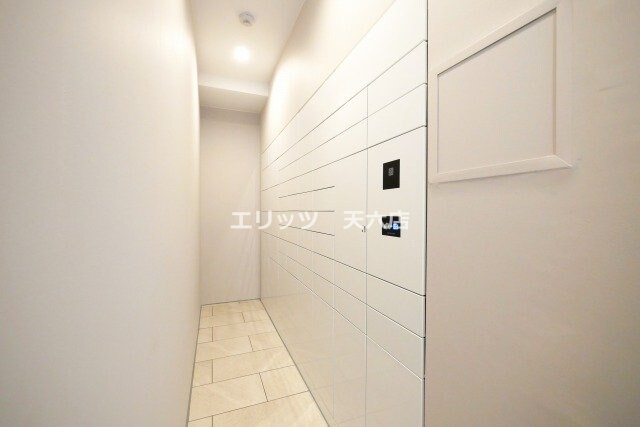 シーズンフラッツ梅田EASTの物件内観写真