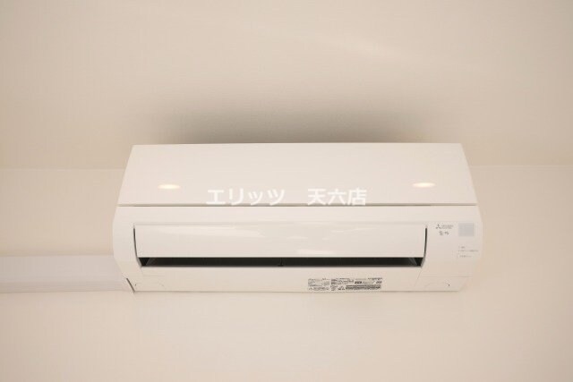 シーズンフラッツ梅田EASTの物件内観写真