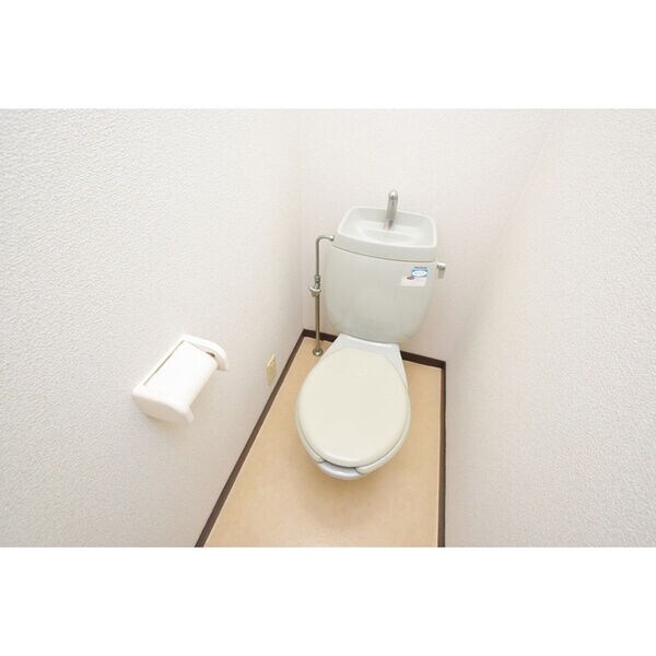 ヴィラプレフェールIIB棟の物件内観写真