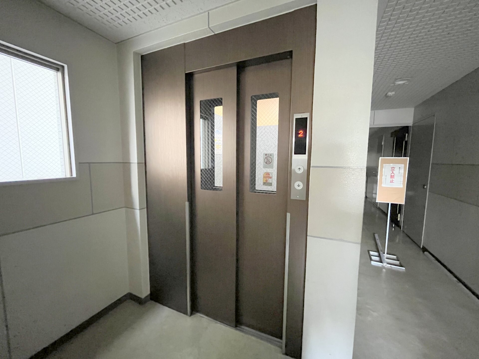 アールエスフラッツの物件内観写真