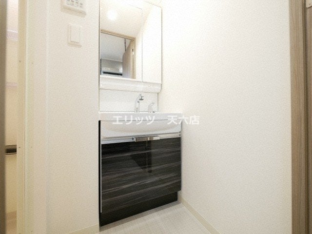 プレサンス天神橋筋六丁目ヴォワールの物件内観写真