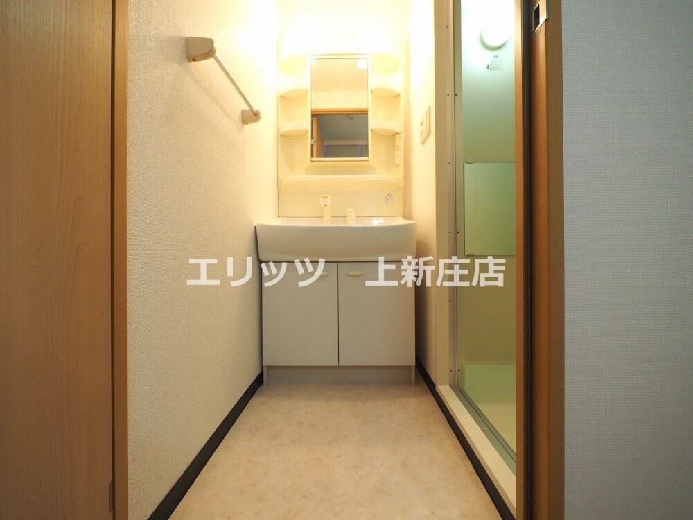 ONE ROOF FLAT FUKUSHIMAの物件内観写真