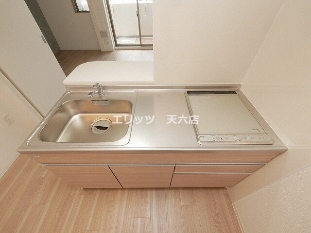 セレニテ中崎町リアンの物件内観写真