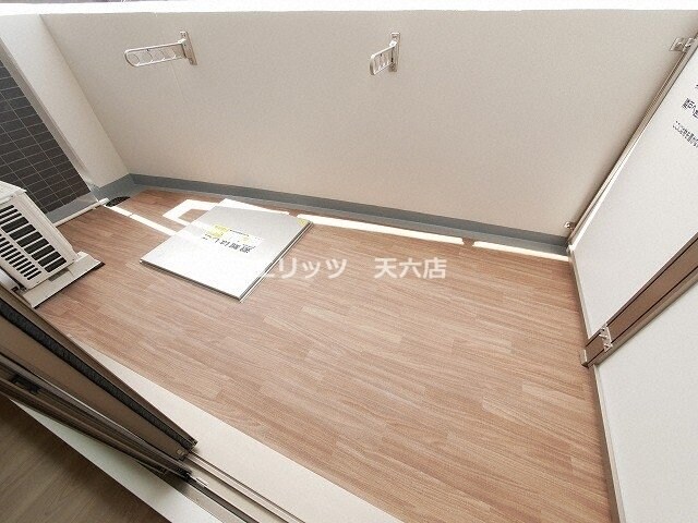 セレニテ中崎町リアンの物件内観写真