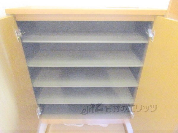 ガーデンビレッジB棟の物件内観写真