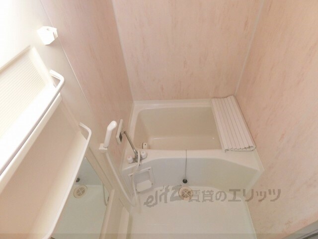 リーフジャルダン総持寺駅前の物件内観写真