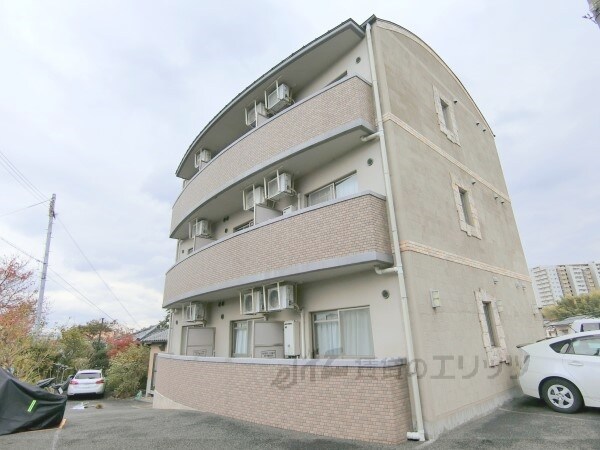 CARMELの物件外観写真