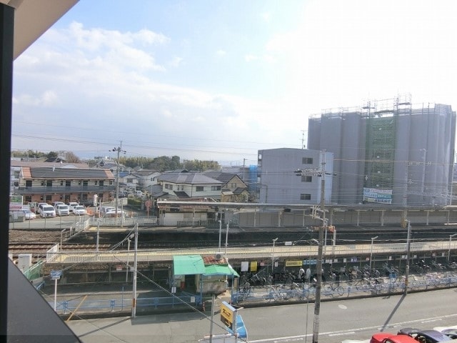 リーフジャルダン総持寺駅前の物件内観写真