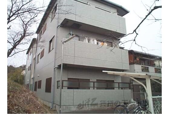 土井マンションの物件外観写真