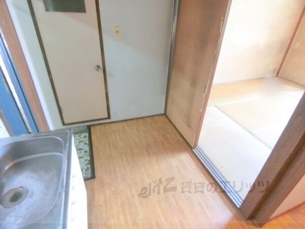 山辺マンションの物件内観写真