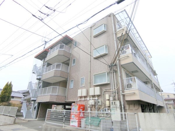 中村10番館の物件外観写真