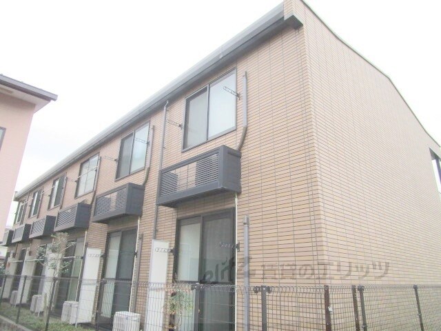 ピア高槻の物件外観写真