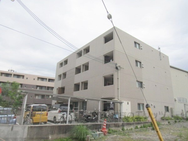 レノヴァティオの物件外観写真