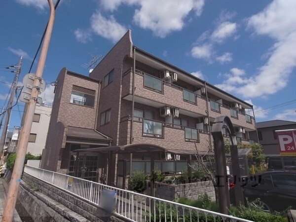 グレースメゾン本町の物件外観写真