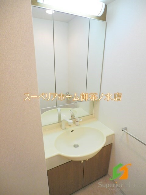 レジディア上野池之端の物件内観写真