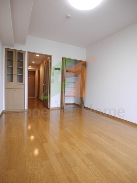 レジディア上野池之端の物件内観写真