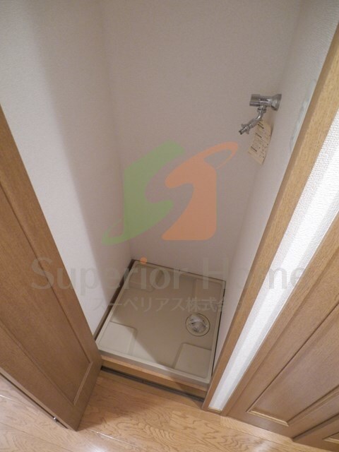 レジディア上野池之端の物件内観写真