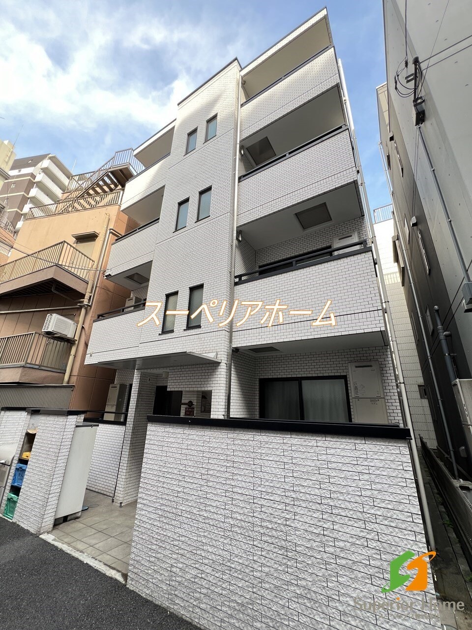 ソレイユ御茶ノ水の物件外観写真