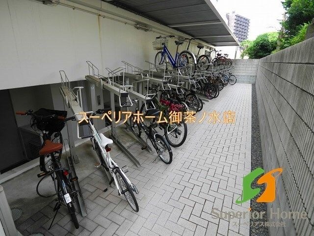 カスタリア市ヶ谷の物件内観写真