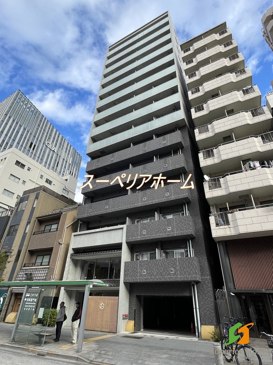 Totsu Residence Kaminarimonの物件外観写真