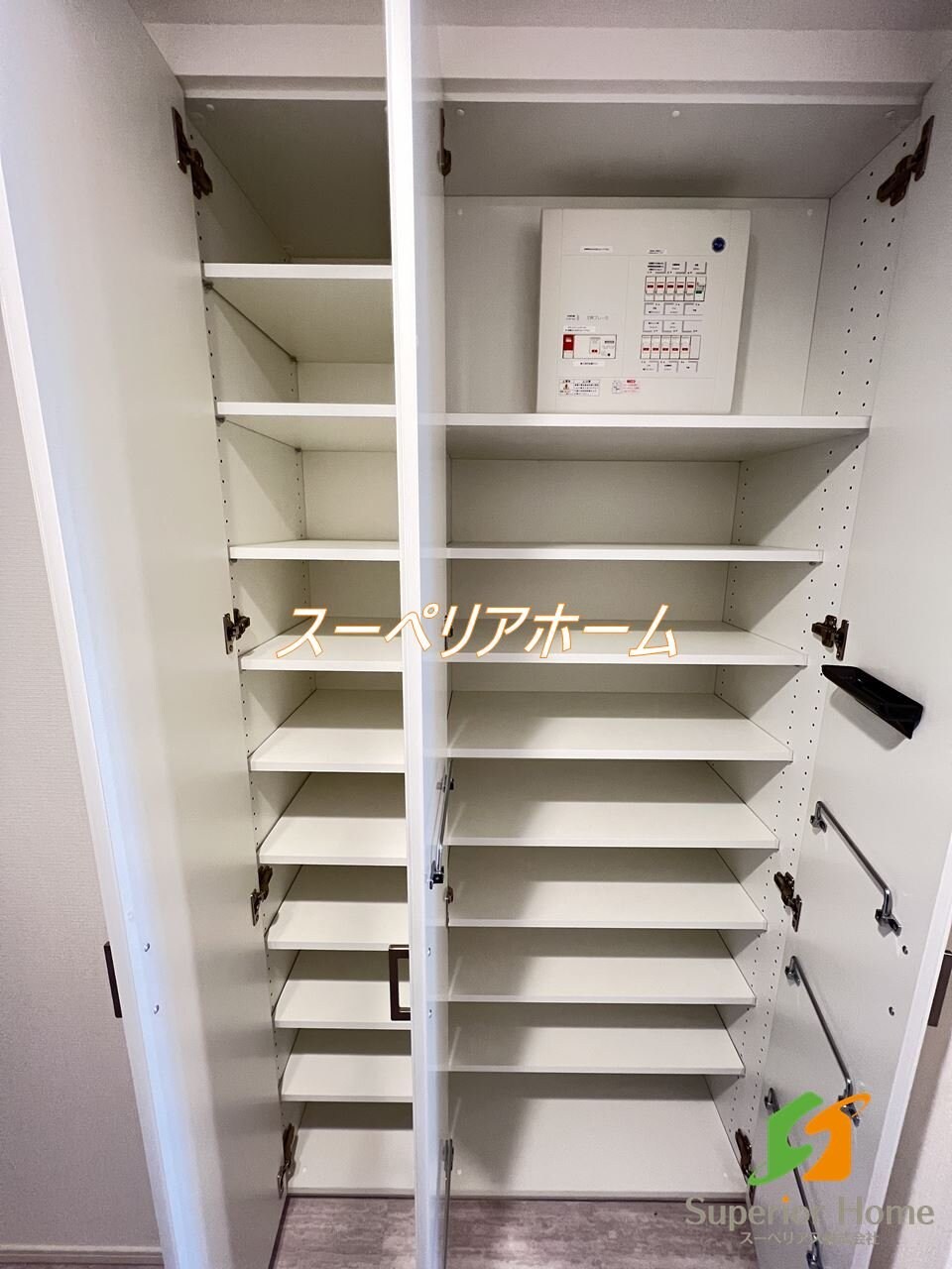 プラウドフラット文京千駄木の物件内観写真