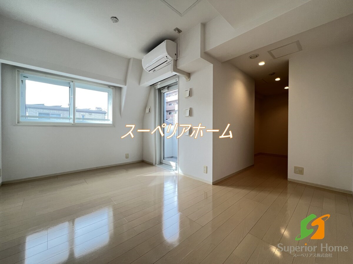 コスモリード新宿余丁町の物件内観写真