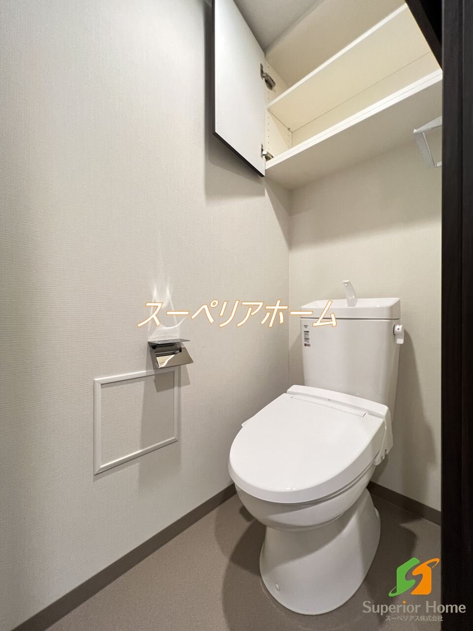 市谷台町坂フロントの物件内観写真