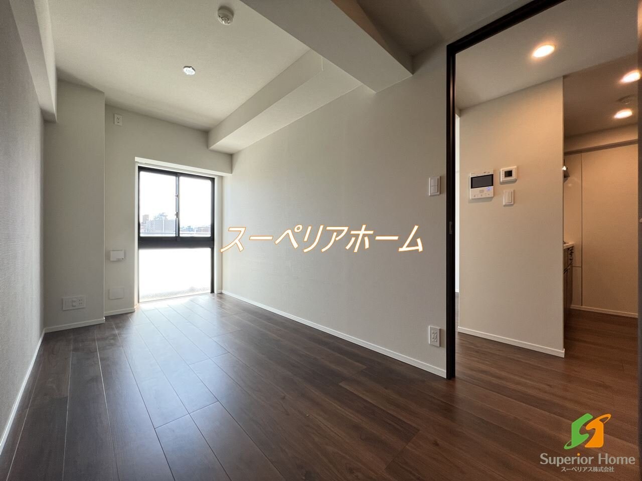 市谷台町坂フロントの物件内観写真