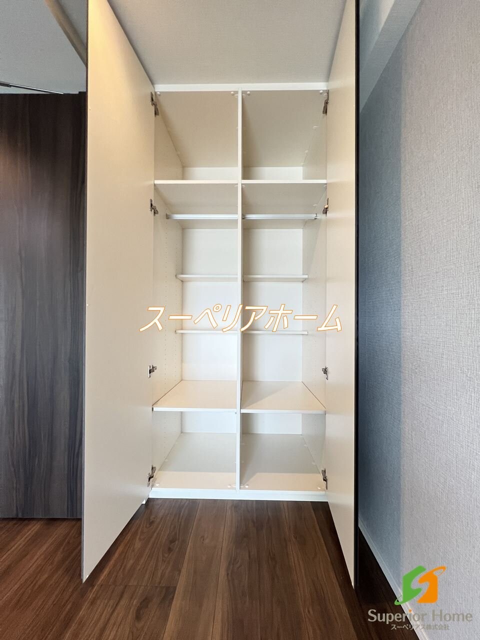 市谷台町坂フロントの物件内観写真