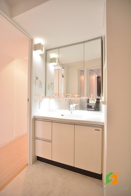 コンフォリア市谷柳町の物件内観写真